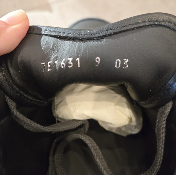 $990 Fendi Step FF Logo Embr Leather Sneakers Black & Gray EU 43 UK 9 US 10 BNIB